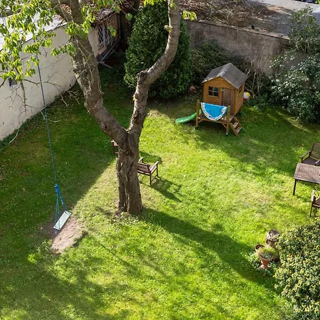 Slowackiego Family 3 Bedroom By The Park By Renters